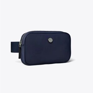 NWT TORY BURCH Virginia belt bag in royal navy